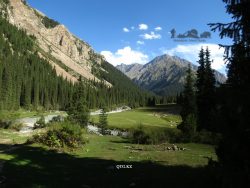 Chong-Kyzylsu (Kashkator's field). Terskey Alatau. Kyrgyzstan.