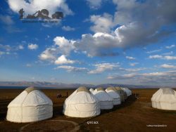 Lake Song — Kohl 3013 m. Kyrgyzstan.